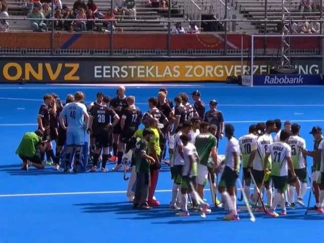 New Zealand on Monday defeated Pakistan 4-2 in their Group G classification phase match of the FIH