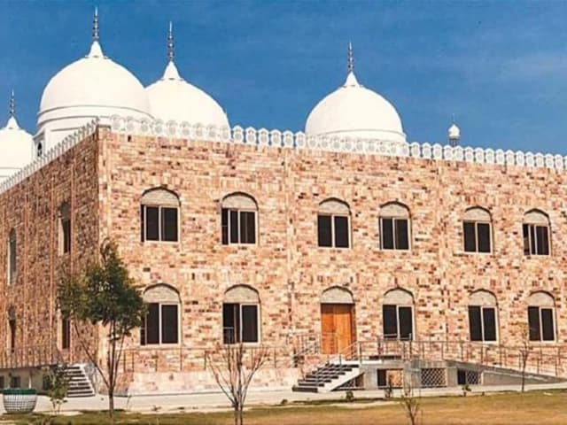 Info ministry rubbishes 'delusional' Indian media report on reconstruction of Bahawalpur's Subhanallah Mosque