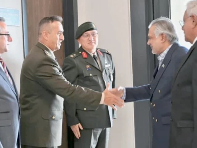 Istanbul huddle sets Makkah pact in motion