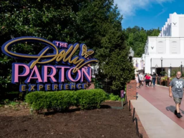 At Dollywood, superfans honour the late singer and local hero