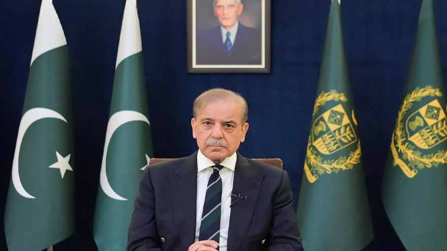 Prime Minister Shehbaz Sharif orders enhanced preparations for upcoming Hajj pilgrimage