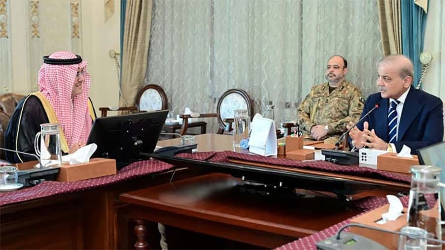 PM Shehbaz meets Saudi business delegation, discusses ways to elevate economic ties