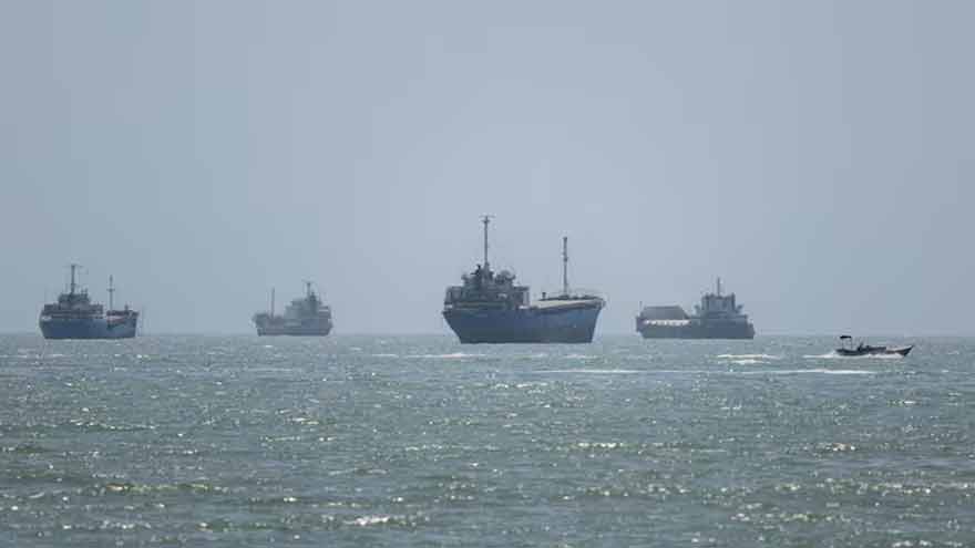 Iran and Oman reach agreements on share of Hormuz and revenues, Revolutionary Guards say